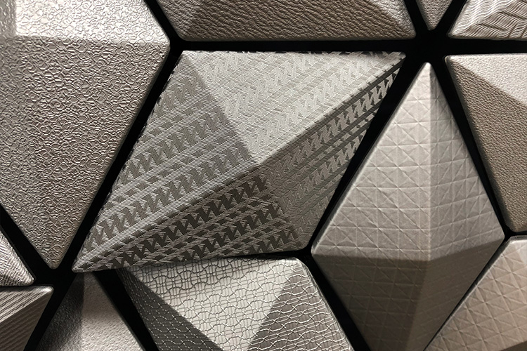 Wall diamonds
